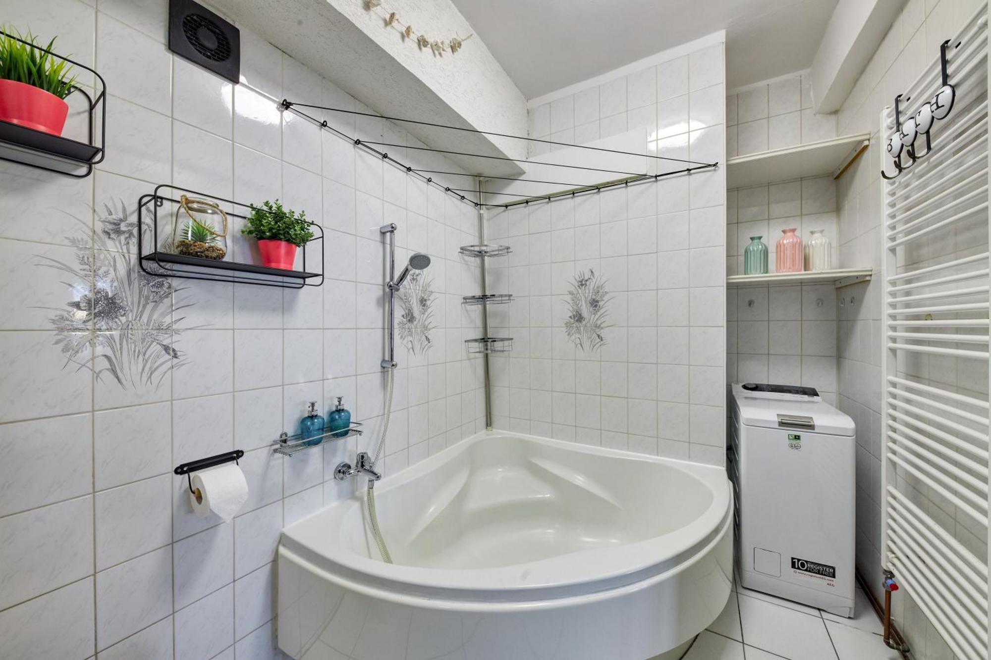 Mahalo Apartment Μπρατισλάβα Εξωτερικό φωτογραφία