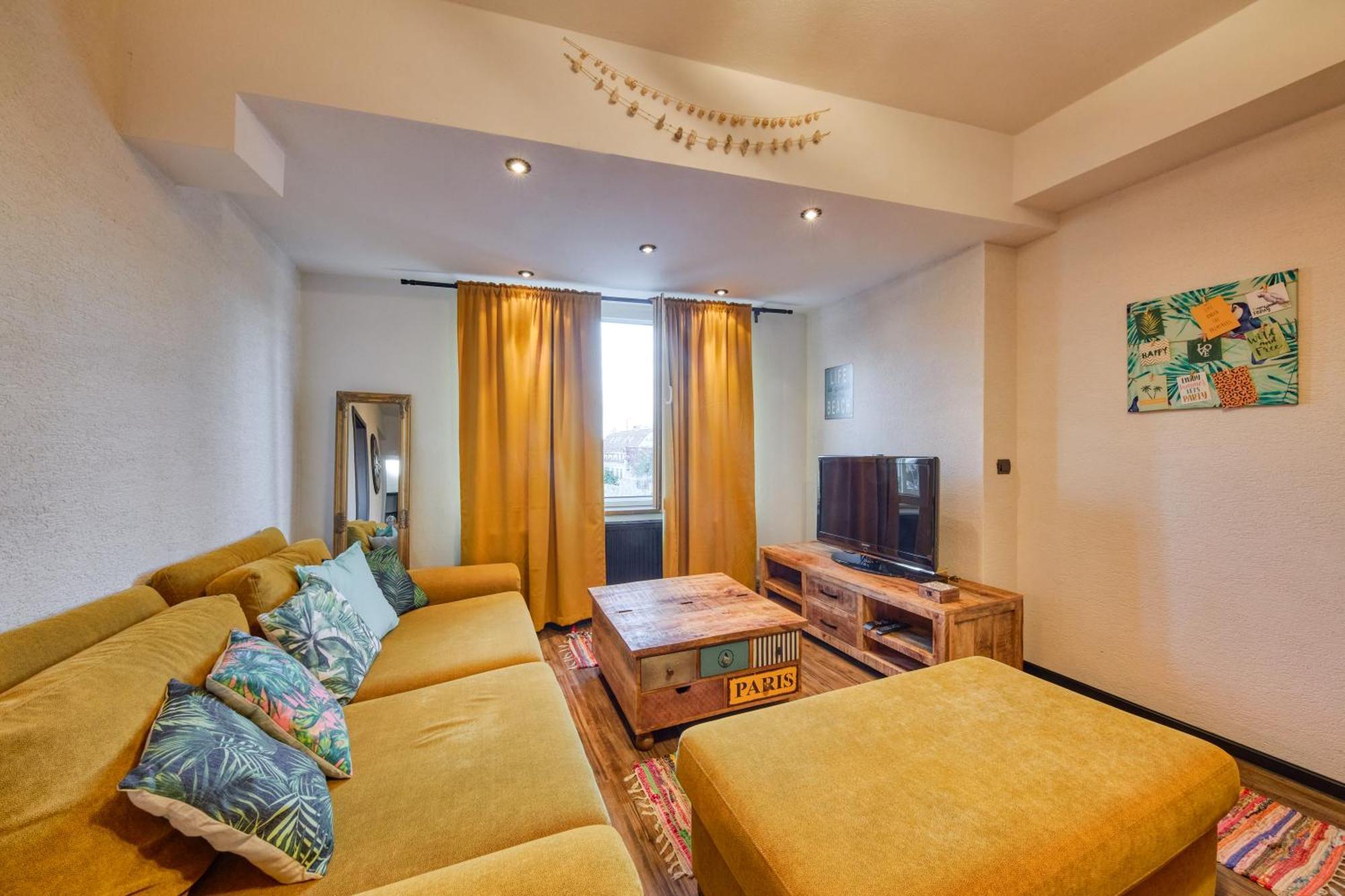 Mahalo Apartment Μπρατισλάβα Εξωτερικό φωτογραφία